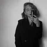 user-avatar