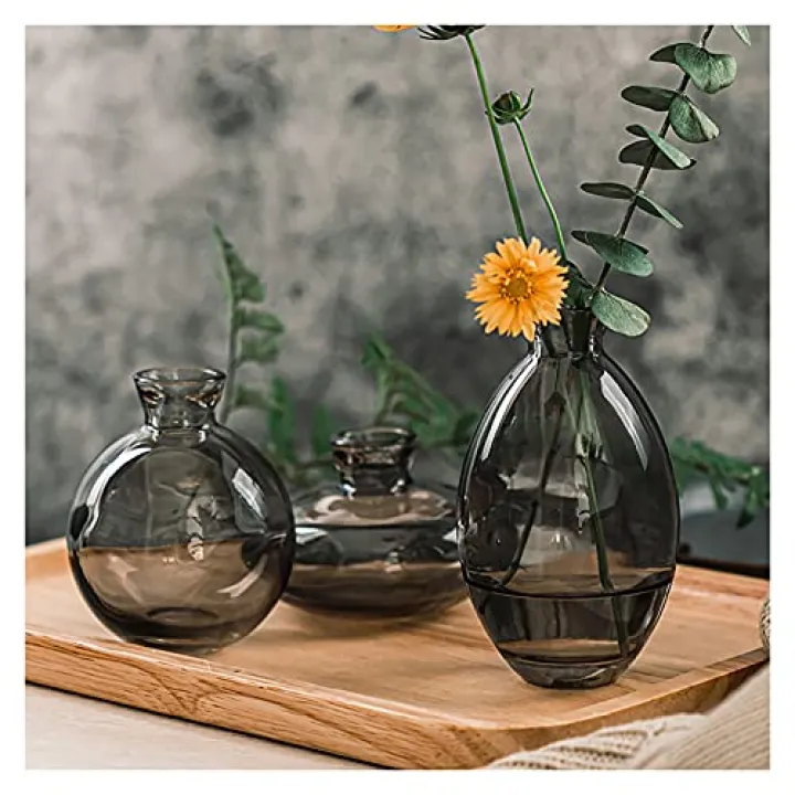 Mini Glass Vase of 3(1.2", 2.4", 3.6" Tall), Hand-Blown, Tasteful and Restrained, Best for Flowers, Suitable for Modern, Natural and Other Decoration. As a Gift for Wedding or Housewarming