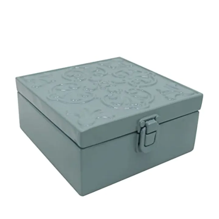 CVHOMEDECO. Rustic Metal Decorative Box Vintage Galvanized Storage Box with Lid and Hinged Square Stash Boxes for Photos, Jewelry, Keepsake and Gifts. Powder Blue