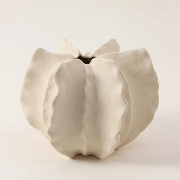 White Ceramic Vase Modern Home Decor, Unique Vase Round Matte Donut Vases for Pampas Grass, Neutral Boho Nordic Minimalism Style Flower Vases for Living Room Wedding Dinner Table Party (W231White