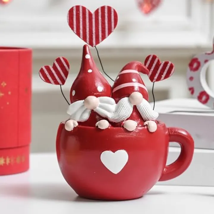 AOMOONOA Red Valentine Gnome Couple in Coffee Cup, Valentine Gnomes for Table Decor, Red Small Gnome Figurine Set