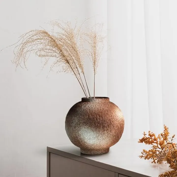 GeLive Round Hammered Finish‌ Rustic Pottery Vase, Handmade Ceramic Flower Vase for Home Decor, Farmhouse Centerpiece Moon Jar Vase (Brown, 7inch)‌