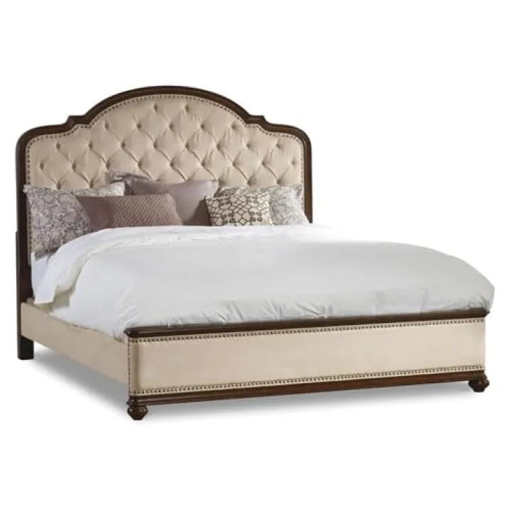 Hooker Furniture Leesburg Tufted Fabric Upholstered King Bed in Mahogany