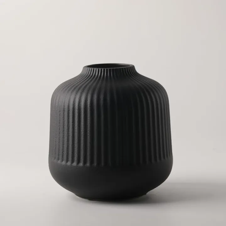 Black Ceramic Vase for Flowers, 6 Inch Flower Vases Home Decor, Black Boho Vases for Pampas Grass, Vase for Centerpieces Living Room Table Entryway Shelf
