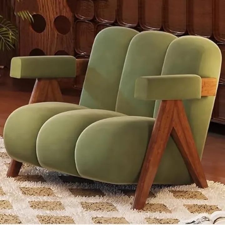 Moderna sedia a botte verde per soggiorno, morbida e confortevole, con seduta e gambe in legno, ideale per camera da letto, ufficio e spazi di lettura