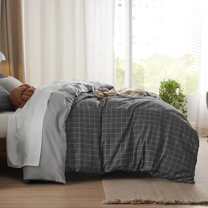 Bedsure Duvet Cover Queen Size - Reversible Vintage Floral Duvet Cover Set with Zipper Closure, 3 Pieces Winter Sky Bedding Set with 8 Corner Ties and 2 Pillow Shams 20"x26"