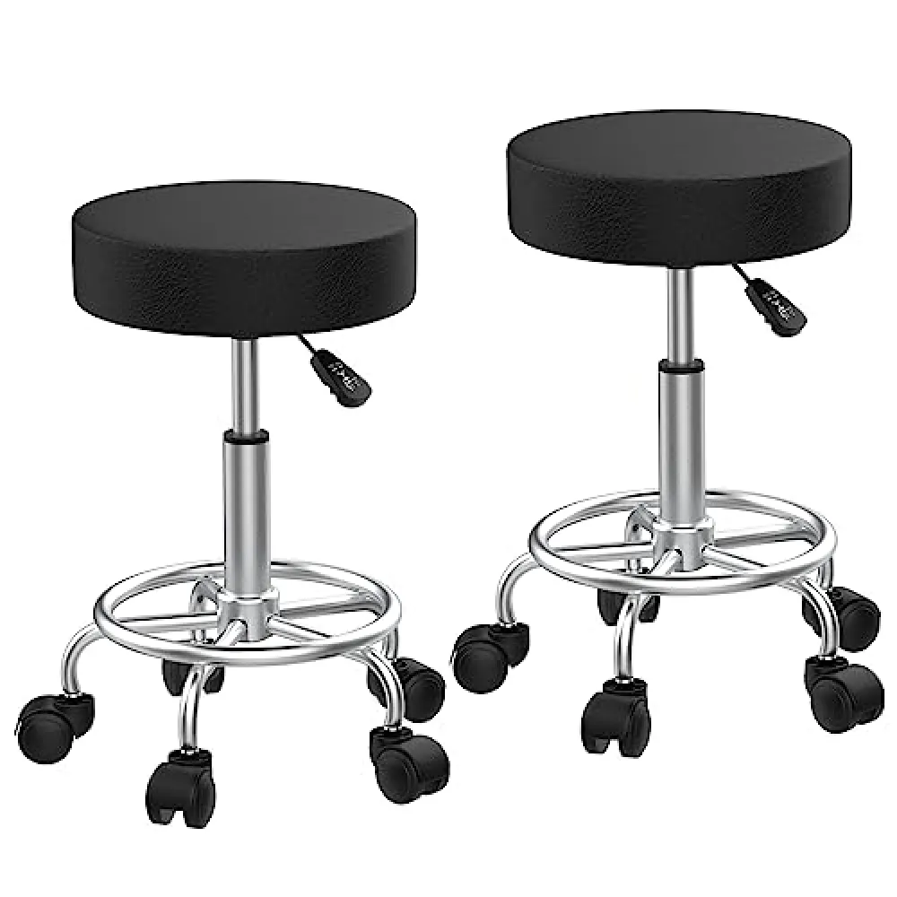Set di 2 sgabelli girevoli a 360°, altezza regolabile, 49 64 cm, sgabello da lavoro in pelle sintetica resistente, sedia da ufficio pratica, design ergonomico