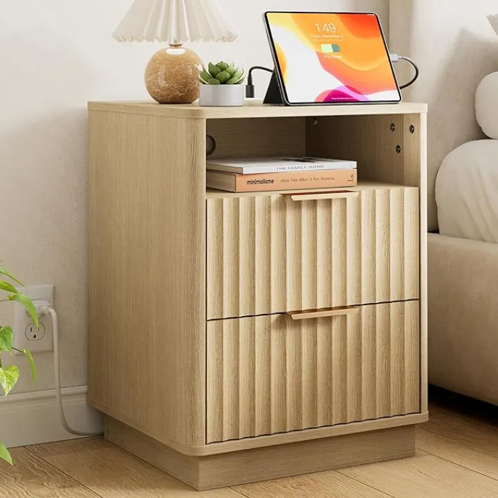 Fluted Nightstand with Charging Station, 18 inch Modern Farmhouse Night Stand, 2 Drawers End Table with Storage, Bedside Table for Bedroom Home Office Sofa, Curved Profile (Natural Oak)
