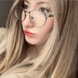 user-avatar